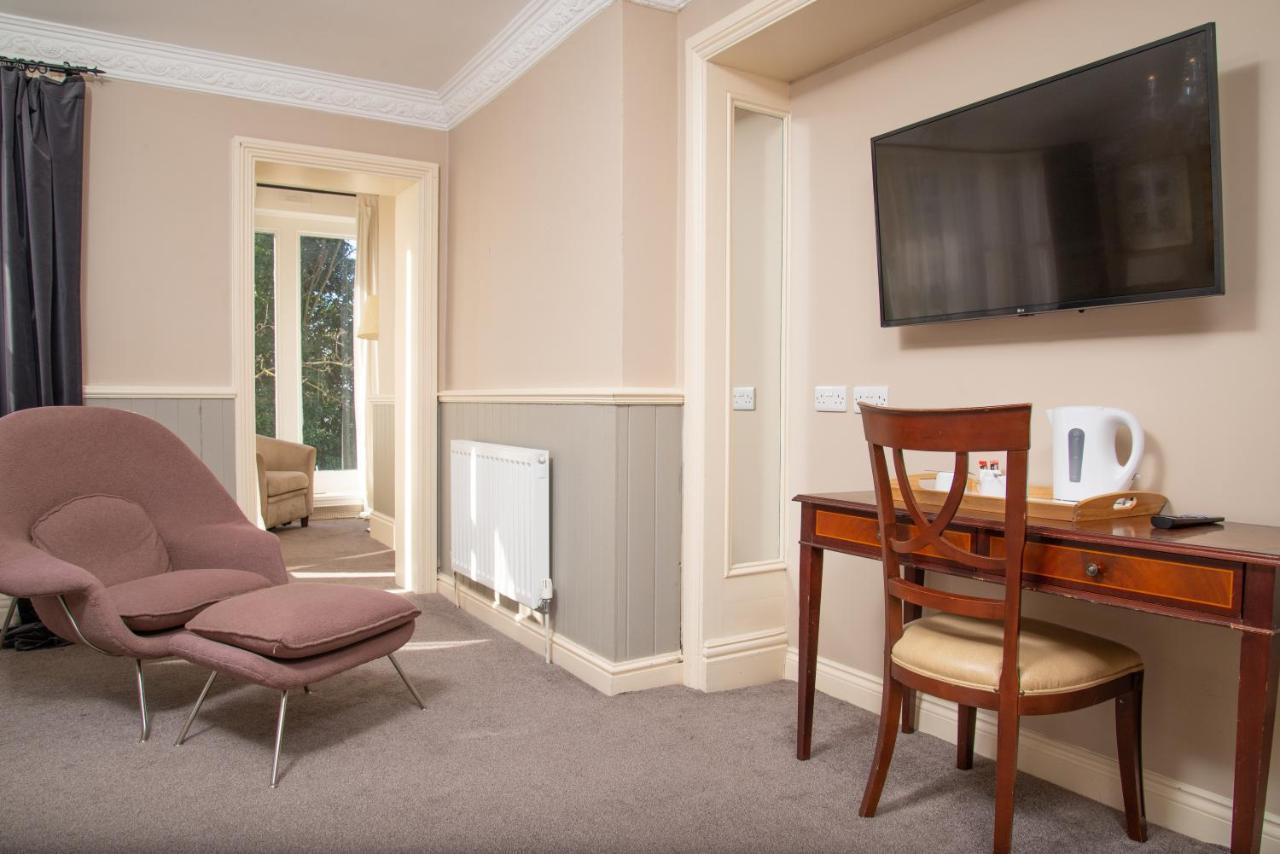 Royal Hotel, Bar & Grill Purfleet Esterno foto