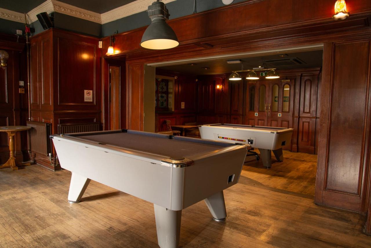Royal Hotel, Bar & Grill Purfleet Esterno foto