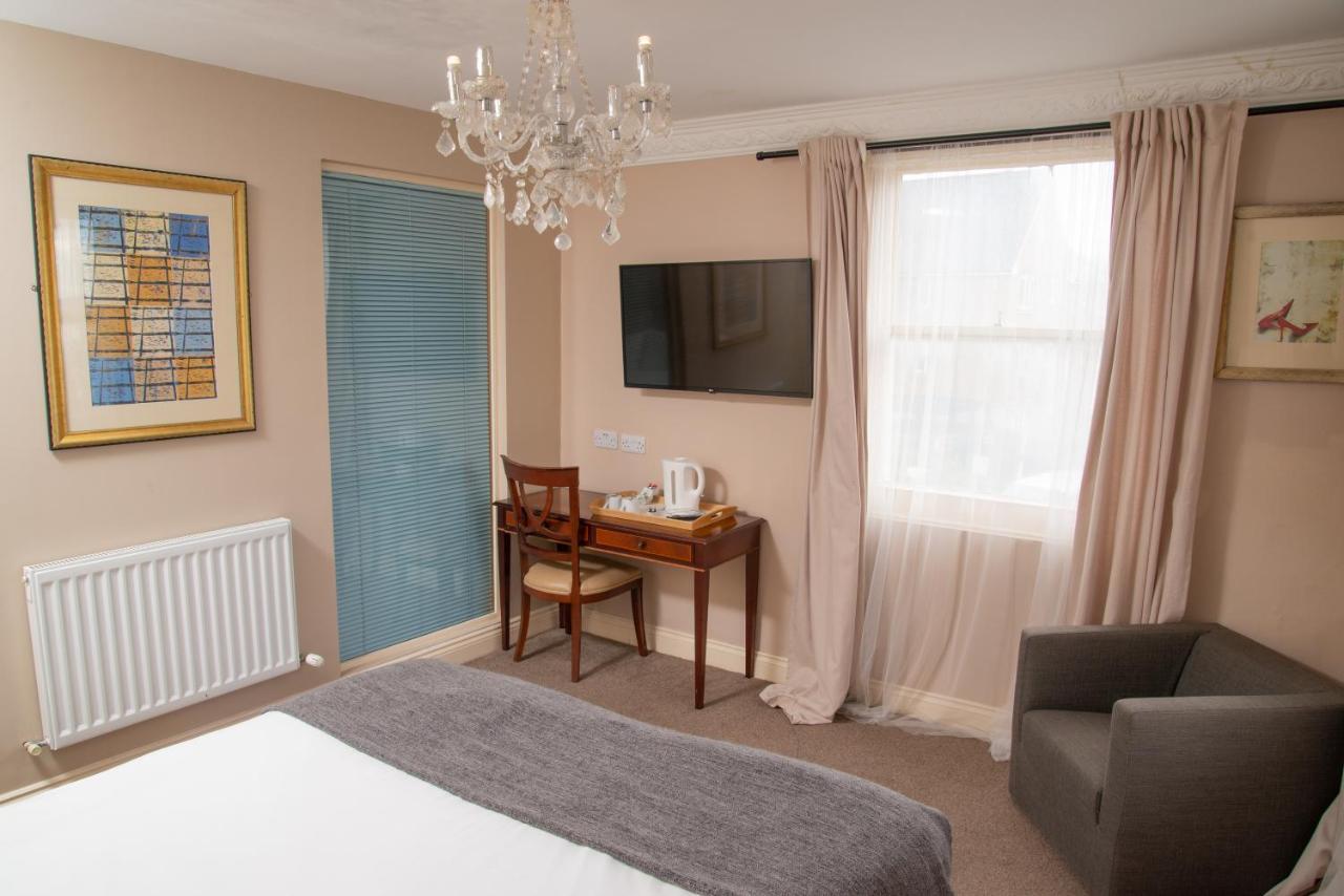 Royal Hotel, Bar & Grill Purfleet Esterno foto